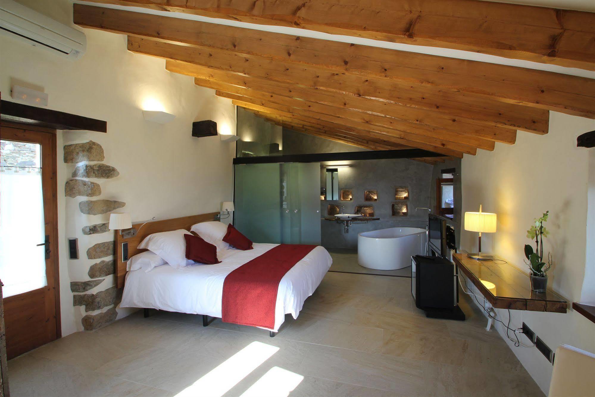 Cuch Hotel Cánoves